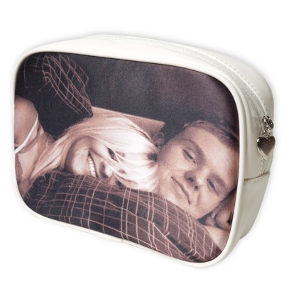 Easy Christmas gift make up bag for women with couple