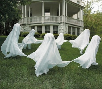 lawn-ghosts