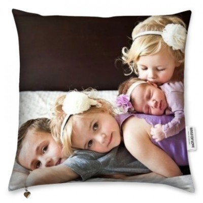 kids-photo-on-a-personalised-cushion