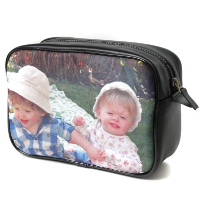 Easy Christmas gifts wash bag for men Easy Christmas gifts wash bag for men with two children