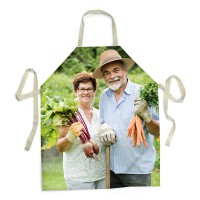 couple on personalised apron