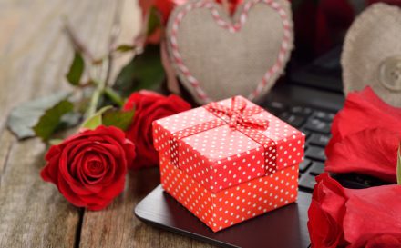 what you should get your girlfriend for valentine's day