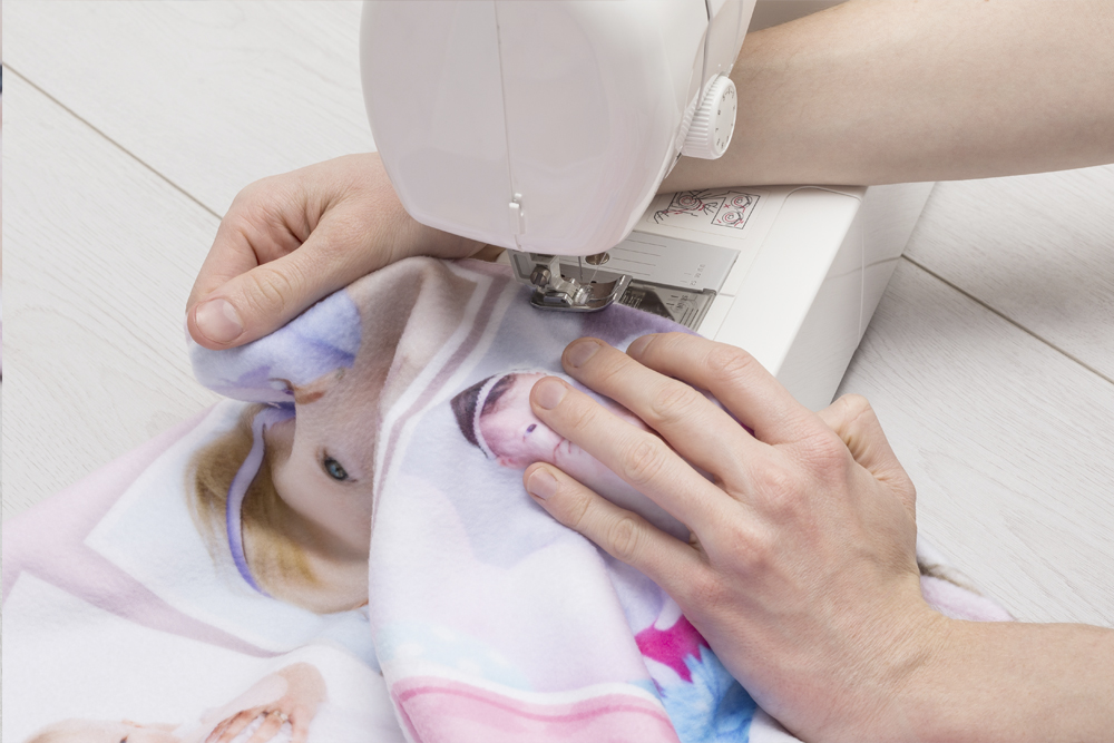 hemming a baby blanket