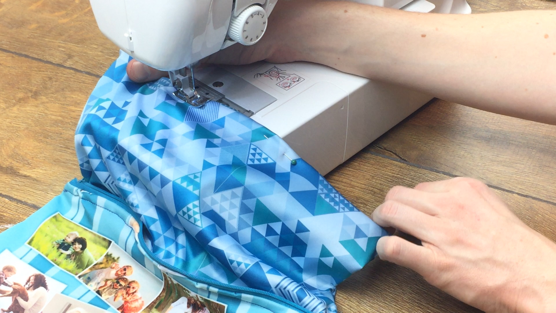 How to Make a Pencil Case using Fabric Sewing Projects 2