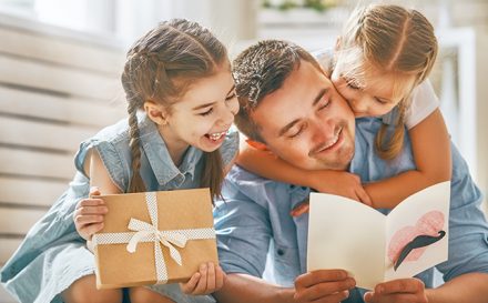 10 Personalised Ways to Surprise Your Father This Father’s Day